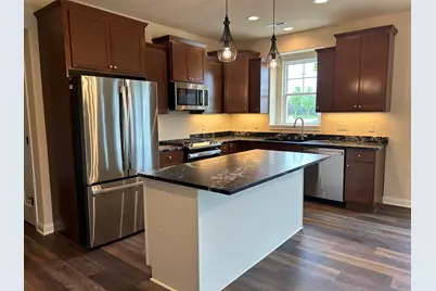 529  Firefly Trl #1, Hartford, WI 53027 - Photo 5