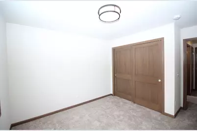 426  Parker Dr, Genoa City, WI 53128 - Photo 5