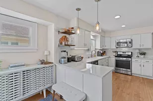 8140 Stickney Ave, Wauwatosa, WI 53213 - Photo 11