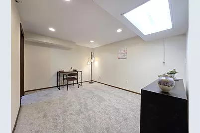 5640 S Aberdeen Dr, New Berlin, WI 53146 - Photo 43