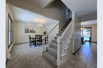 5640 S Aberdeen Dr, New Berlin, WI 53146 - Photo 39