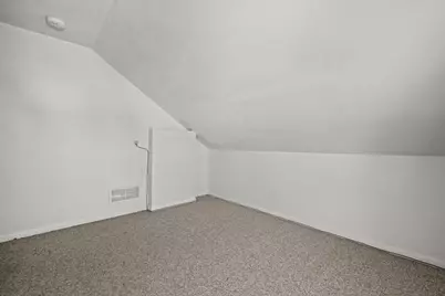 2410  Geneva St, Racine, WI 53402 - Photo 17