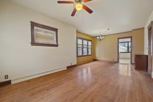 2410 Geneva St, Racine, WI 53402 - Photo 5