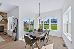 857 Stirling Dr, Oconomowoc, WI 53066 - Photo 13