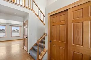 3212 E Lindy Ln, Oak Creek, WI 53154 - Photo 3