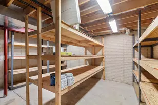 3212 E Lindy Ln, Oak Creek, WI 53154 - Photo 53