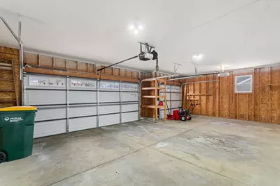 3212 E Lindy Ln, Oak Creek, WI 53154 - Photo 37