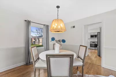 6165 N Santa Monica Blvd, Whitefish Bay, WI 53217 - Photo 9