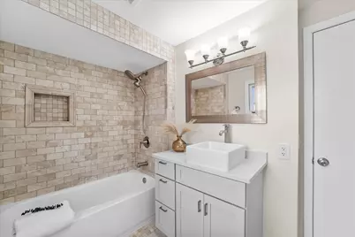 6165 N Santa Monica Blvd, Whitefish Bay, WI 53217 - Photo 19