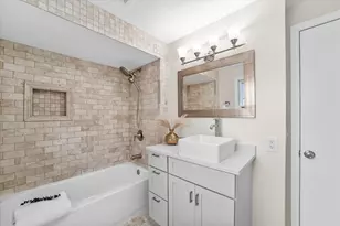 6165 N Santa Monica Blvd, Whitefish Bay, WI 53217 - Photo 19