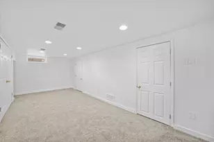 6165 N Santa Monica Blvd, Whitefish Bay, WI 53217 - Photo 27