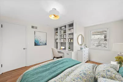 6165 N Santa Monica Blvd, Whitefish Bay, WI 53217 - Photo 17