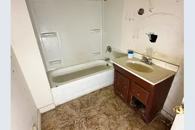 420 N 29th St #422, Milwaukee, WI 53208 - Photo 11