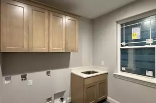 621 Wickland Wy, Richfield, WI 53017 - Photo 3