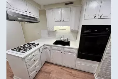 4905 W National Ave #Upper, West Milwaukee, WI 53214 - Photo 3