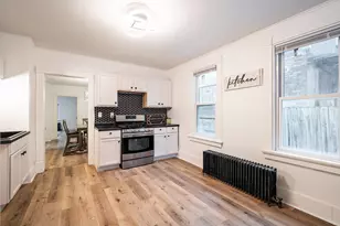 2239 S 11th St, Milwaukee, WI 53215 - Photo 5