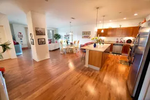 1522 N Prospect Ave, Milwaukee, WI 53202 - Photo 5