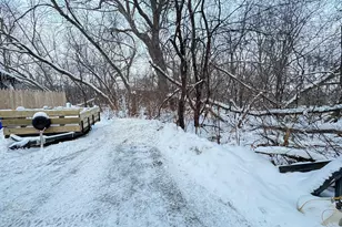 N44W28076 Capitol Dr, Delafield, WI 53072 - Photo 11