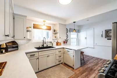 4160 N 137th St, Brookfield, WI 53005 - Photo 13