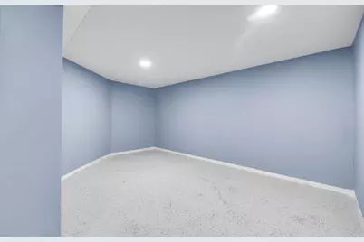 2812 W Forest Home Ave, Milwaukee, WI 53215 - Photo 21