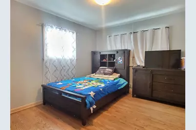 3381 S 75th St, Milwaukee, WI 53219 - Photo 15