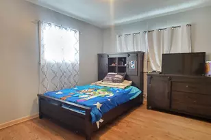 3381 S 75th St, Milwaukee, WI 53219 - Photo 15