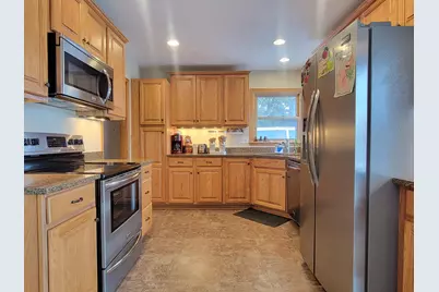 3381 S 75th St, Milwaukee, WI 53219 - Photo 7