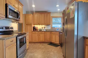 3381 S 75th St, Milwaukee, WI 53219 - Photo 7