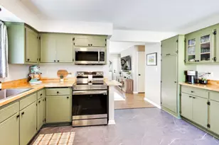 10610 W Edgerton Ave, Hales Corners, WI 53130 - Photo 9