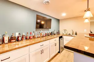 10610 W Edgerton Ave, Hales Corners, WI 53130 - Photo 21