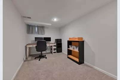 541 N Green Bay Rd, Cedarburg, WI 53012 - Photo 21