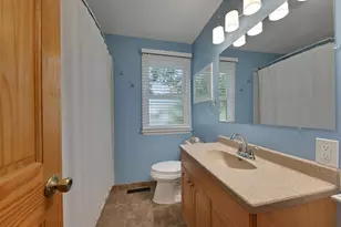 541 N Green Bay Rd, Cedarburg, WI 53012 - Photo 15