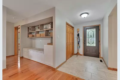 541 N Green Bay Rd, Cedarburg, WI 53012 - Photo 13