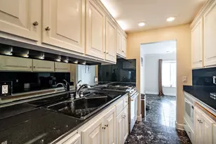 12980 W Bluemound Rd, Elm Grove, WI 53122 - Photo 9