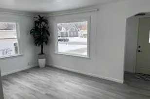 3524 S 45th St, Greenfield, WI 53220 - Photo 11