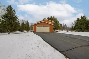 S36W28308 Quail Run, Genesee, WI 53189 - Photo 11