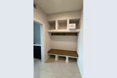 9800 N Migratory Ct, Mequon, WI 53097 - Photo 5