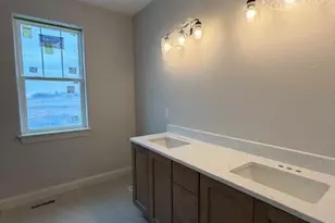 9800 N Migratory Ct, Mequon, WI 53097 - Photo 13