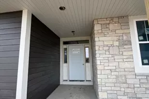 9800 N Migratory Ct, Mequon, WI 53097 - Photo 3