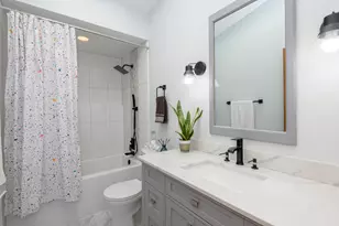 5422 Somerset Ln, Greenfield, WI 53221 - Photo 19