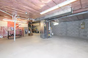 5422 Somerset Ln, Greenfield, WI 53221 - Photo 25