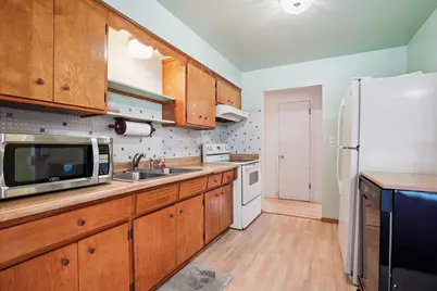 3927 W Acre Ave, Franklin, WI 53132 - Photo 15