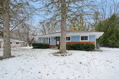 3927 W Acre Ave, Franklin, WI 53132 - Photo 31