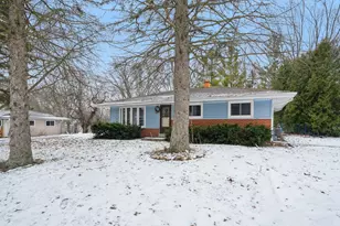 3927 W Acre Ave, Franklin, WI 53132 - Photo 31