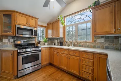 2651 N Harding Blvd, Wauwatosa, WI 53226 - Photo 13