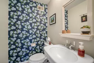 2651 N Harding Blvd, Wauwatosa, WI 53226 - Photo 15