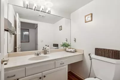 14048 W Waters Edge Trl, New Berlin, WI 53151 - Photo 15