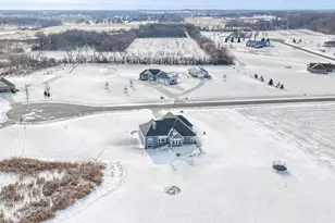 28516 Blue Crane Ct, Racine, WI 53185 - Photo 39