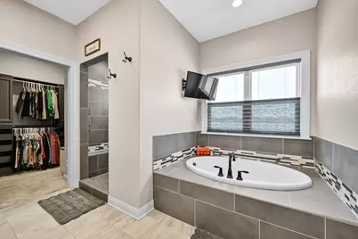 28516  Blue Crane Ct, Racine, WI 53185 - Photo 19