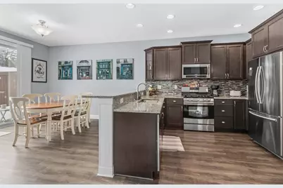 3001  Graydon Ave, East Troy, WI 53120 - Photo 9